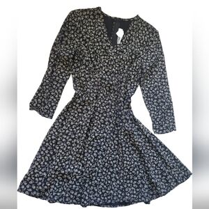 Vntg SA2 Surplice Neck Floral Print Swing Dress Size Small